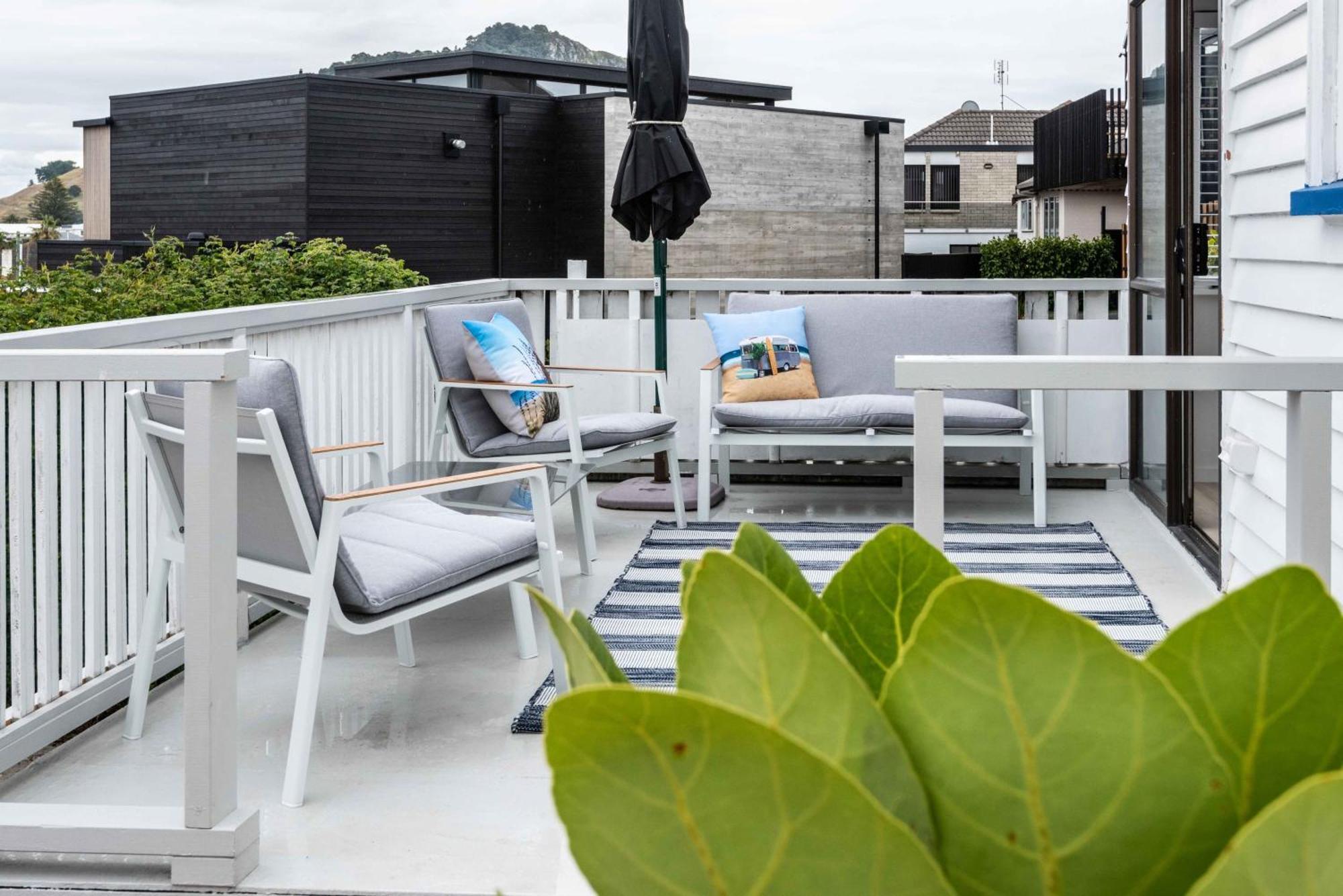 Awesome Beach House On Oceanview Road Mount Maunganui Extérieur photo